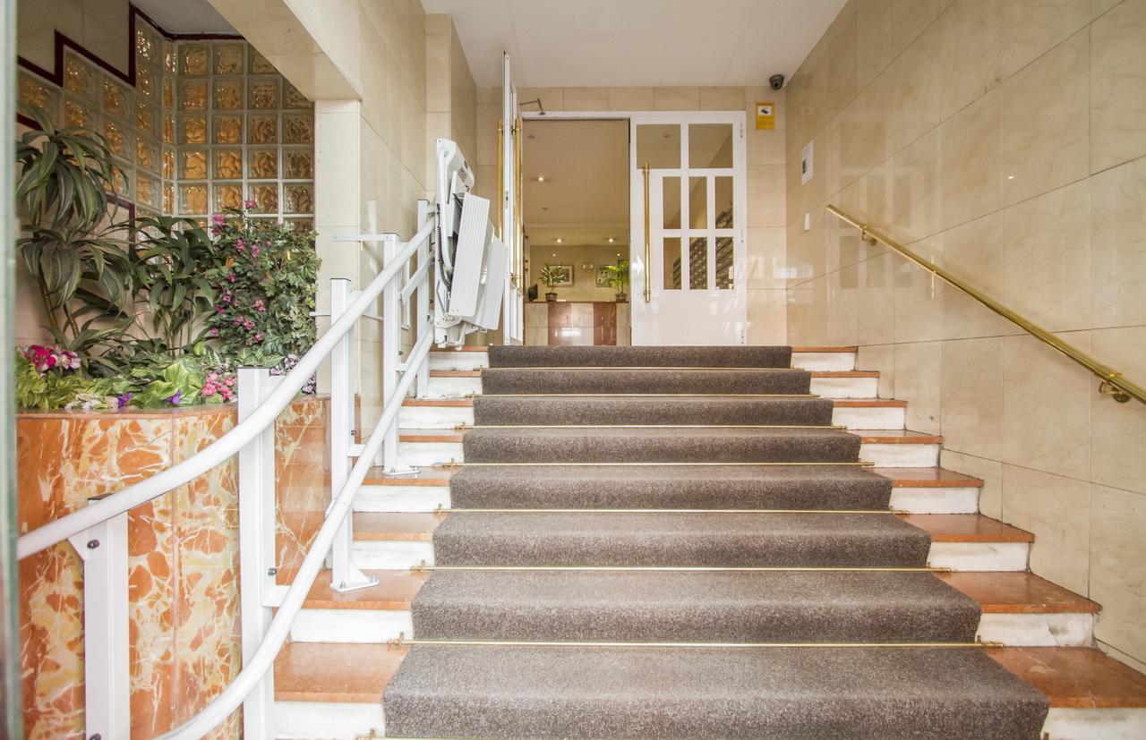 Charming Puerta De Atocha Madrid Apartment Bagian luar foto