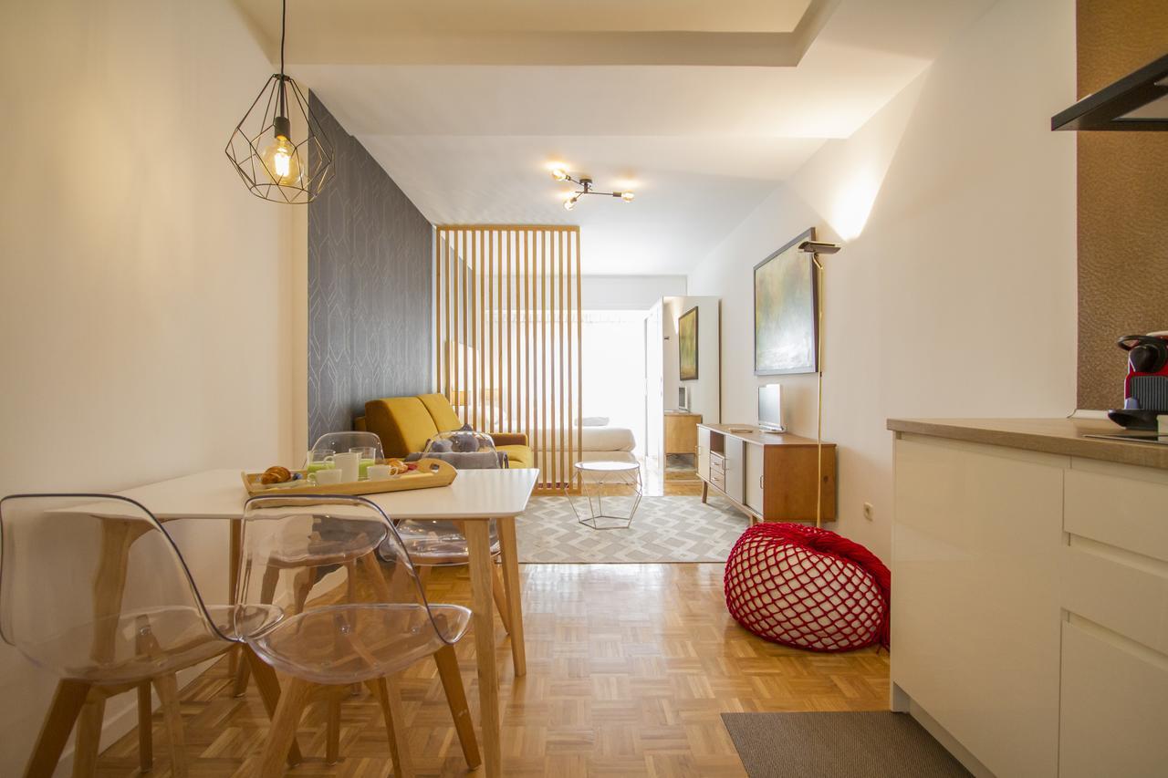 Charming Puerta De Atocha Madrid Apartment Bagian luar foto