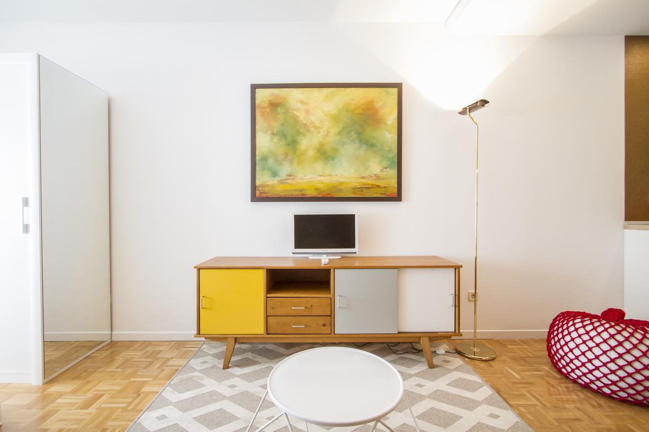 Charming Puerta De Atocha Madrid Apartment Bagian luar foto